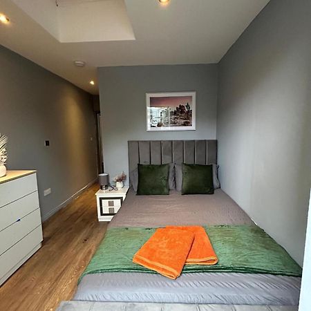 2 Bedroom Flat In Euston 2 Mins Away From Station, No Lift London Exteriör bild