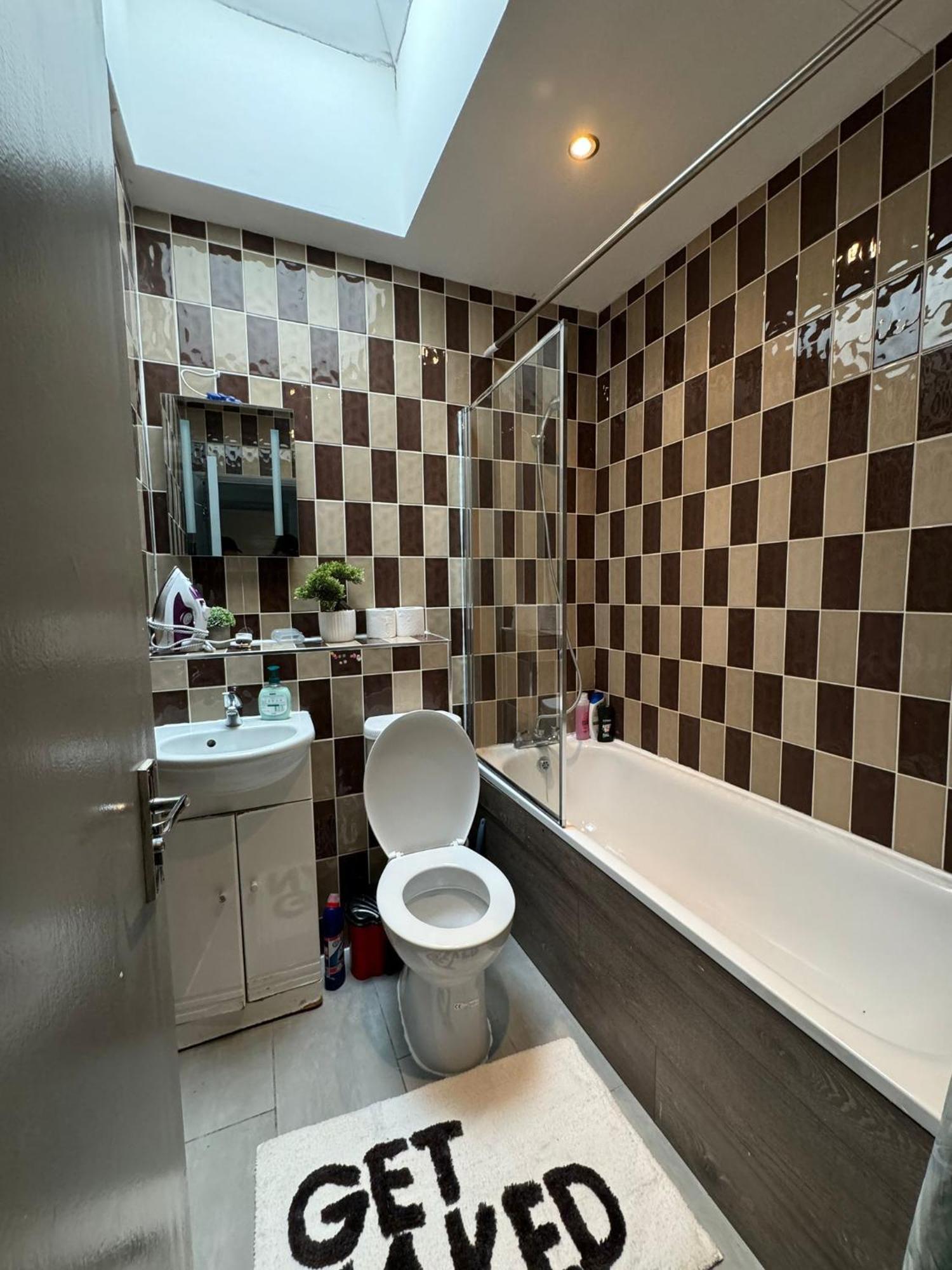 2 Bedroom Flat In Euston 2 Mins Away From Station, No Lift London Exteriör bild